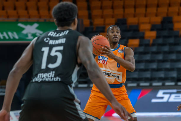 在机会面前 在机会面前