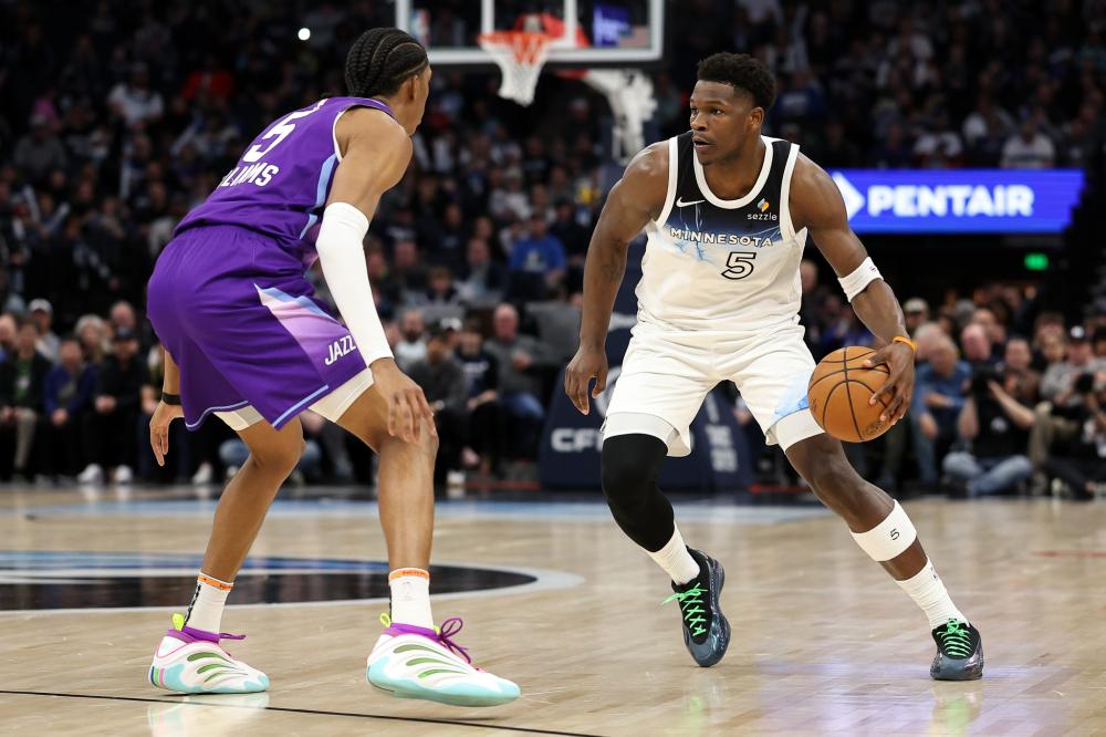 在伤病期间 在伤病期间